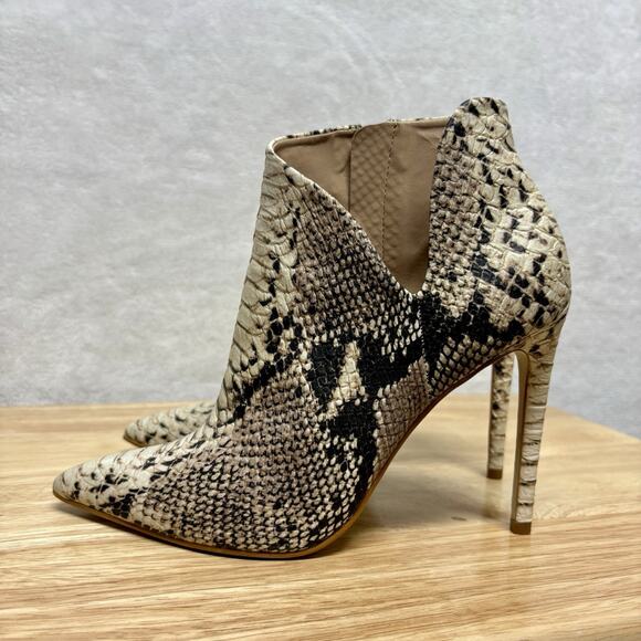 Steve Madden Decoy Snakeskin Side Cut Out Pointed Toe Stiletto Bootie Size 7.5 - Picture 1 of 13
